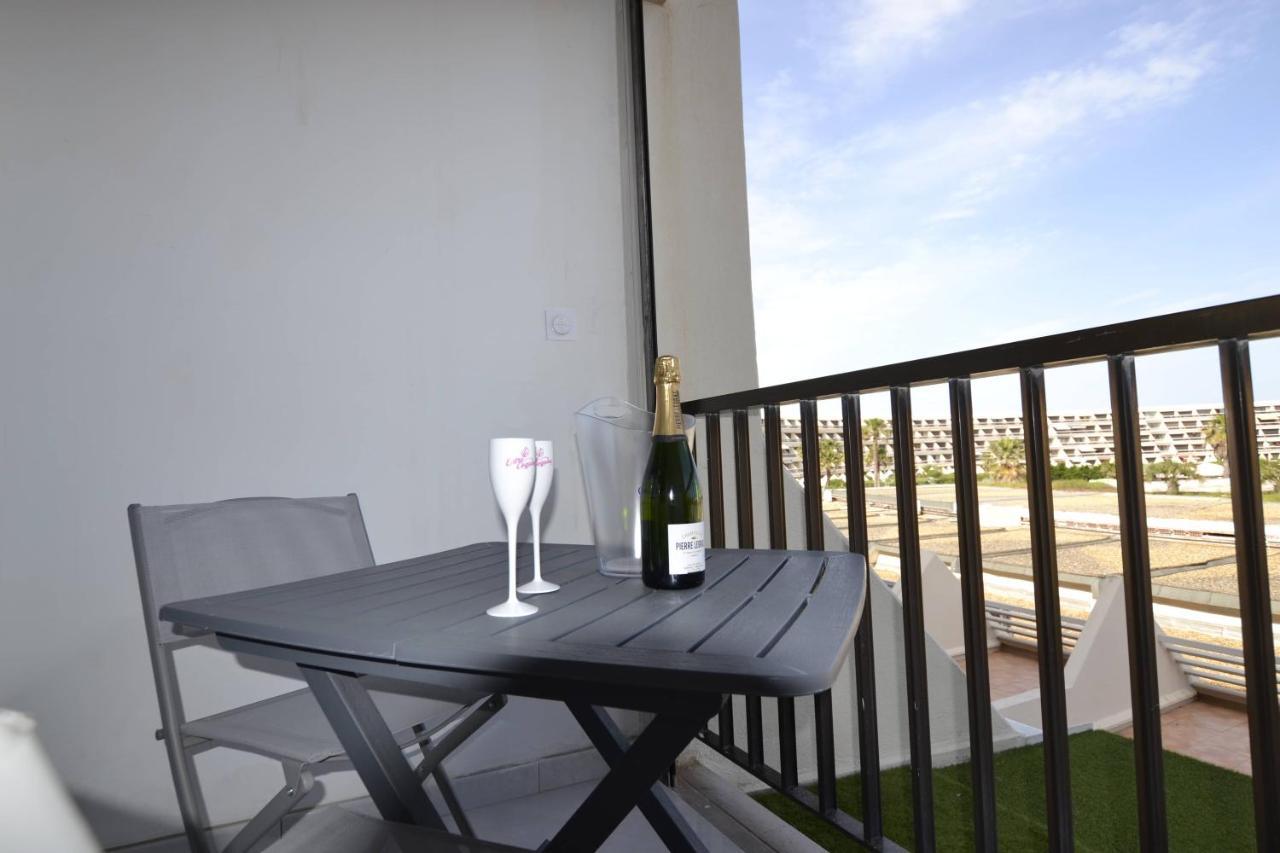 Studio Naturiste "Tropiques" Heliopolis Fg Agde Exteriör bild