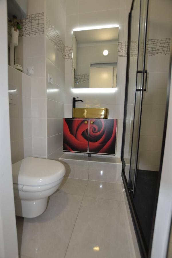 Studio Naturiste "Tropiques" Heliopolis Fg Agde Exteriör bild