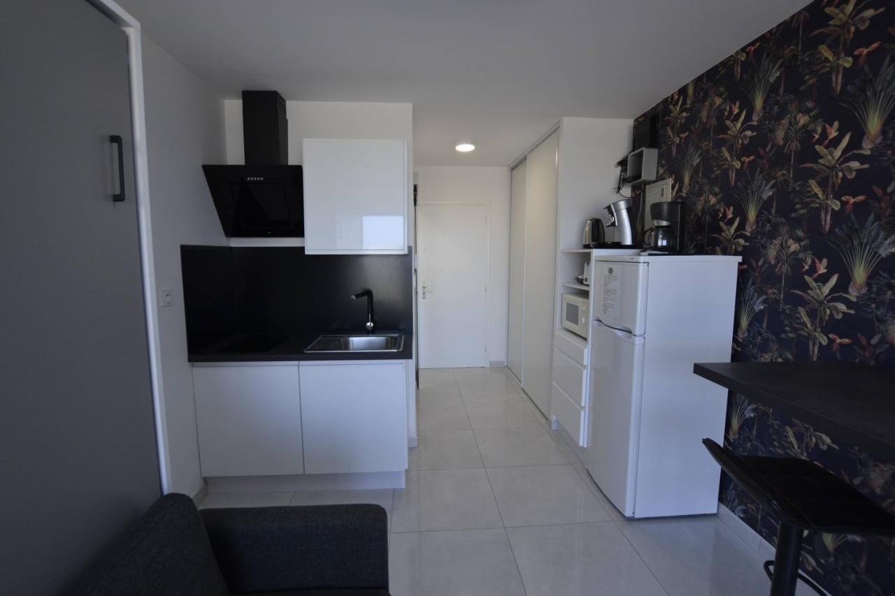 Studio Naturiste "Tropiques" Heliopolis Fg Agde Exteriör bild
